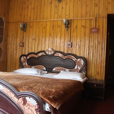 Butterfly Hotel Srīnagar Екстериор снимка