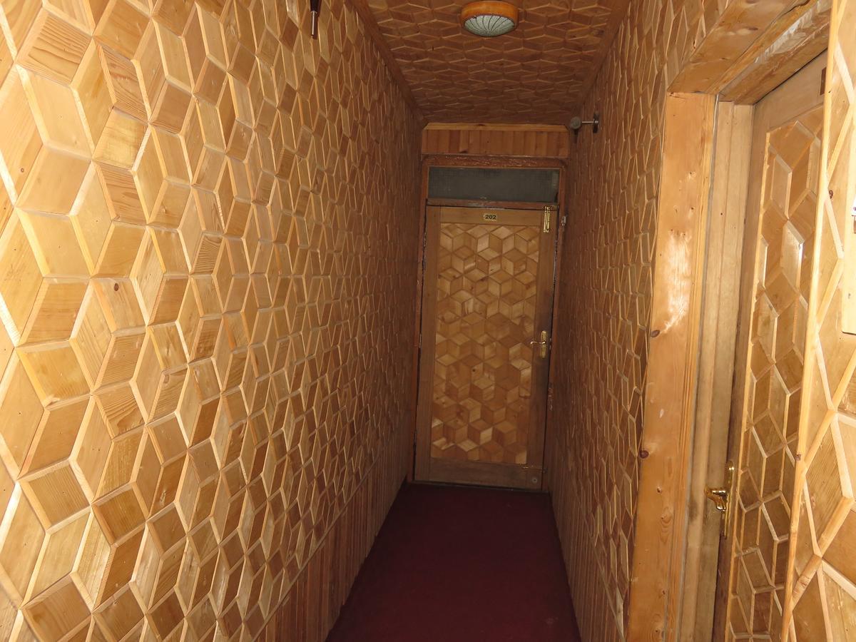 Butterfly Hotel Srīnagar Екстериор снимка
